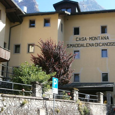 Casa Montana S. Maddalena Hotell San Vito di Cadore Exteriör bild