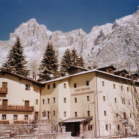 Casa Montana S. Maddalena Hotell San Vito di Cadore Exteriör bild