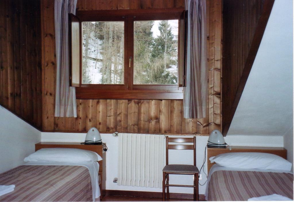 Casa Montana S. Maddalena Hotell San Vito di Cadore Exteriör bild